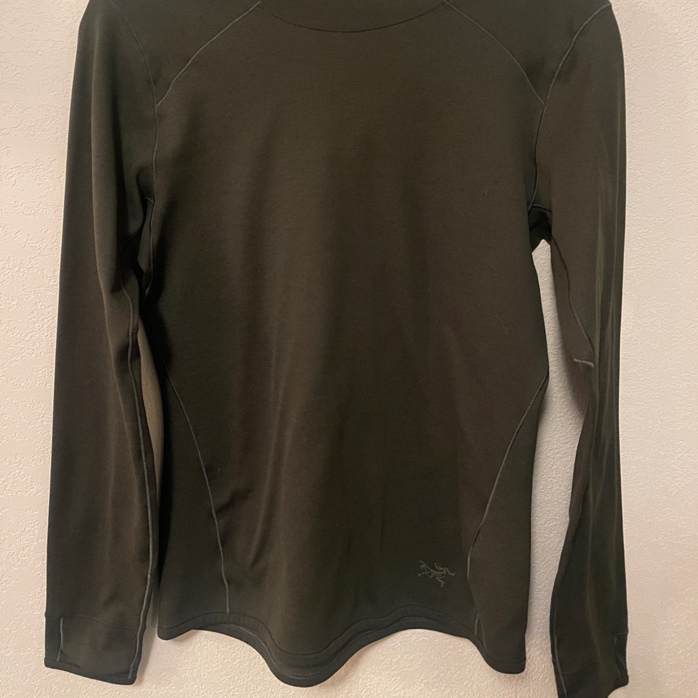 Arc’teryx long sleeve